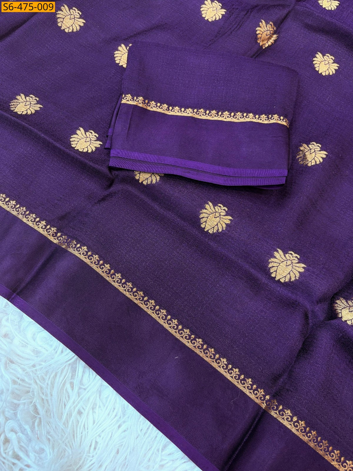 Viscose kadhi Crepe Saree with Lotus motifs in all trendy colours