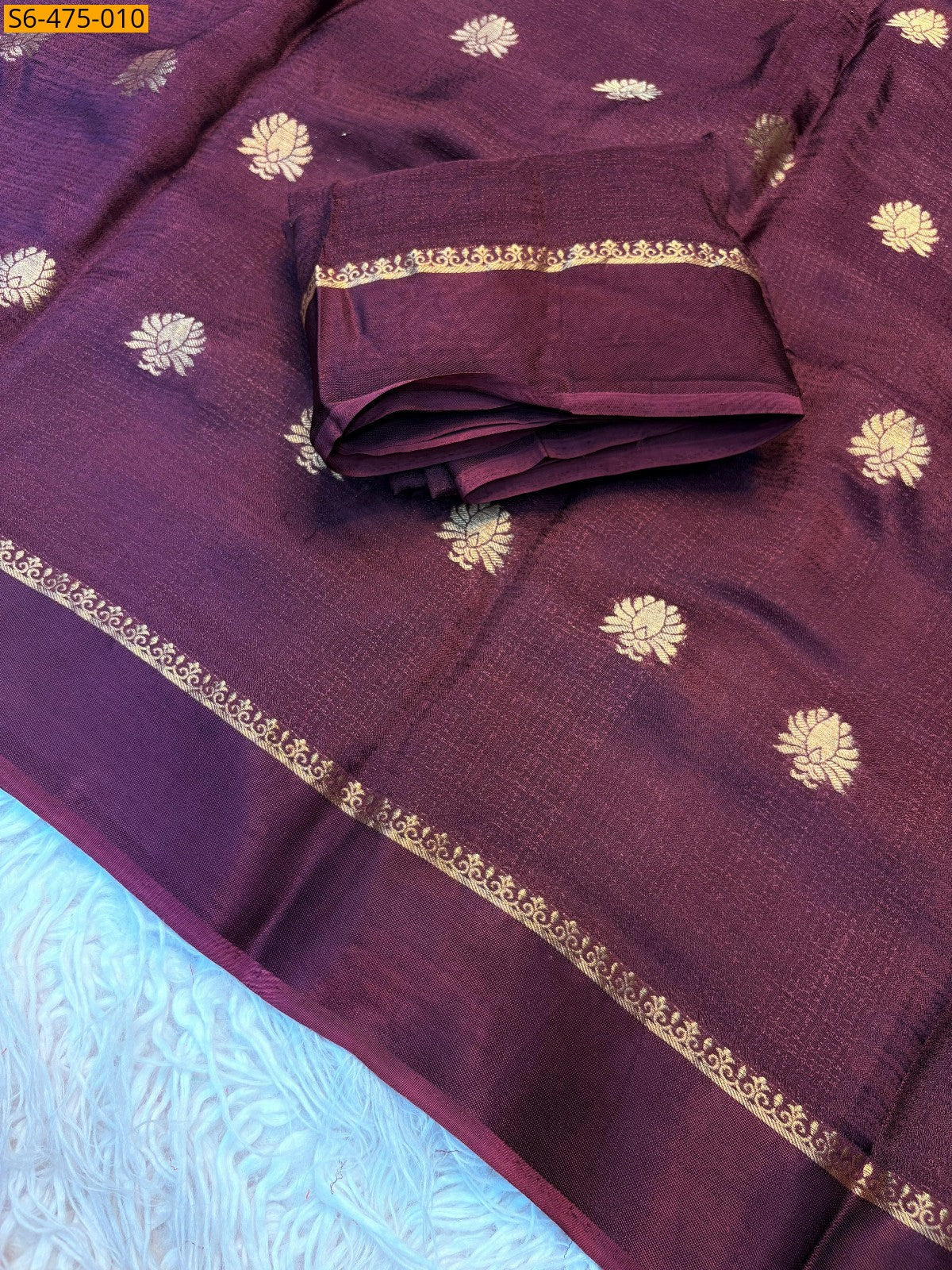 Viscose kadhi Crepe Saree with Lotus motifs in all trendy colours