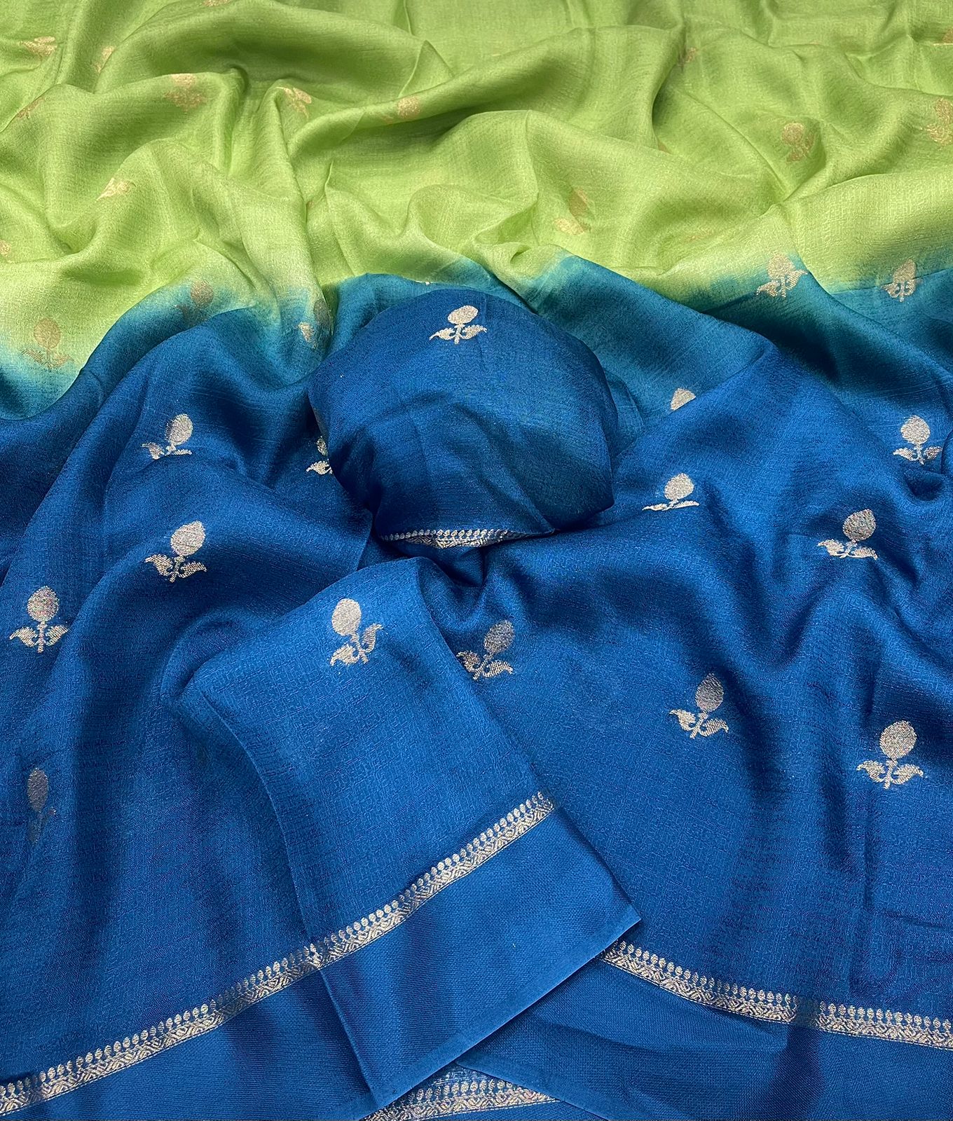 Viscose kadhi saree in dual tone