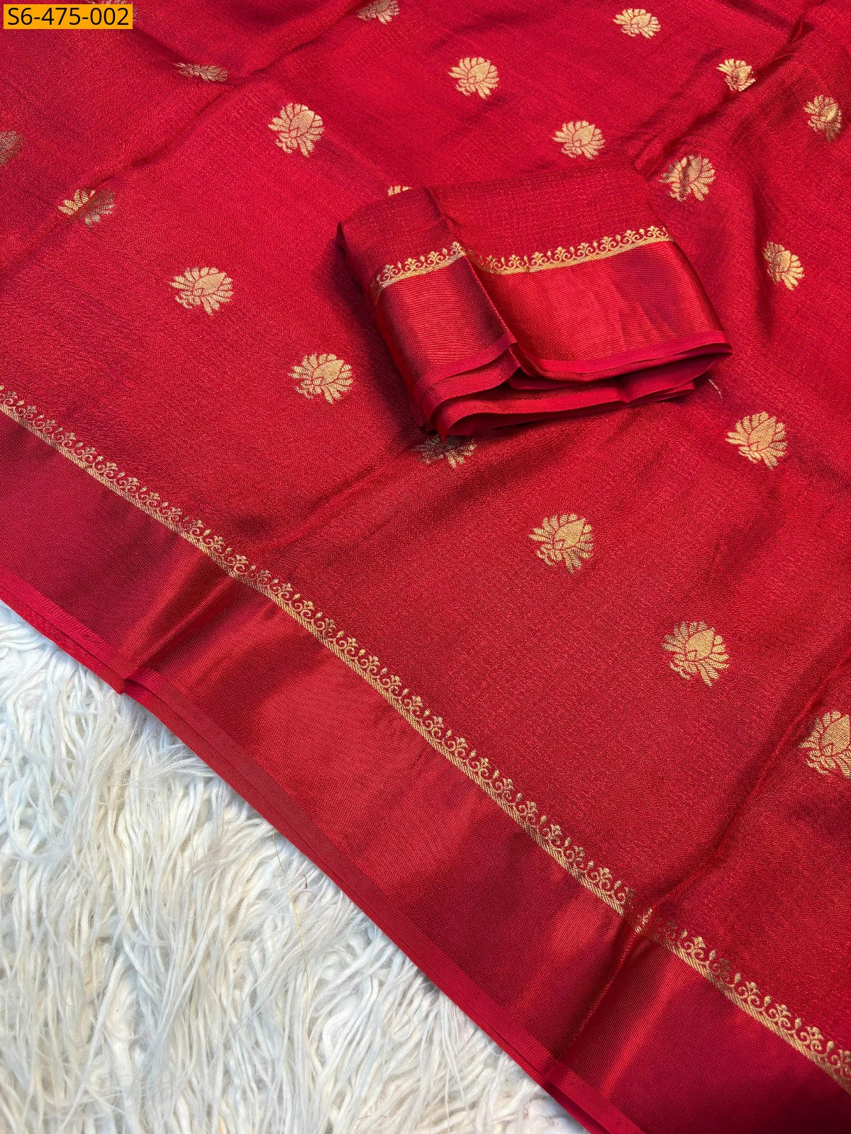 Viscose kadhi Crepe Saree with Lotus motifs in all trendy colours